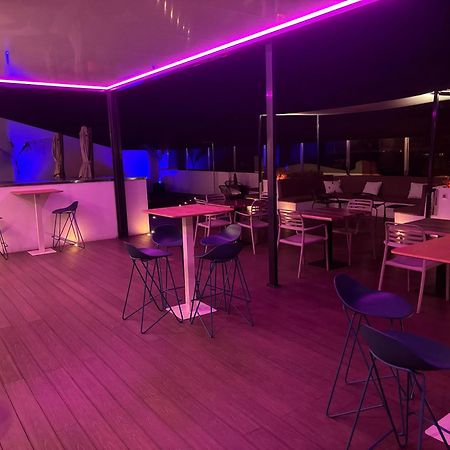 Daos Suites & Terrace Marbella Luaran gambar