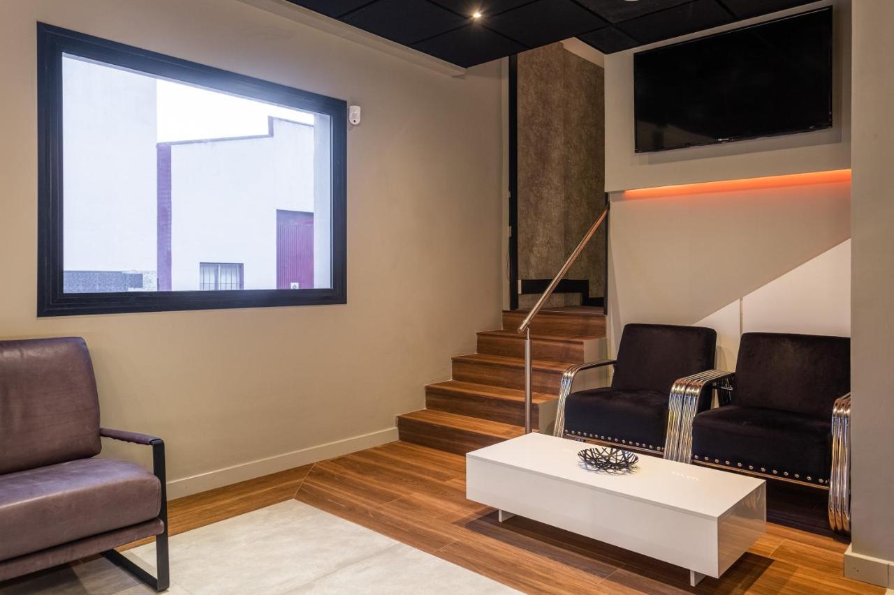 Daos Suites & Terrace Marbella Luaran gambar