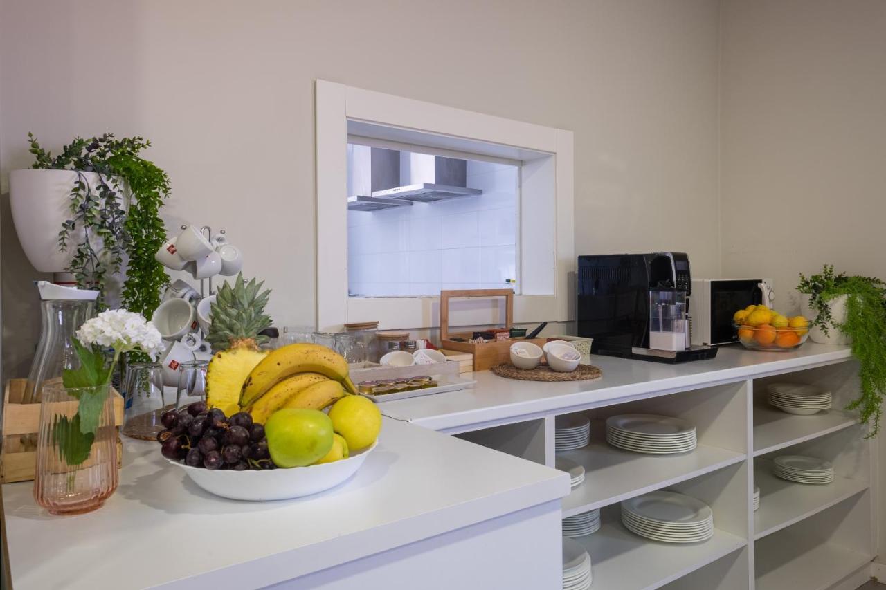 Daos Suites & Terrace Marbella Luaran gambar