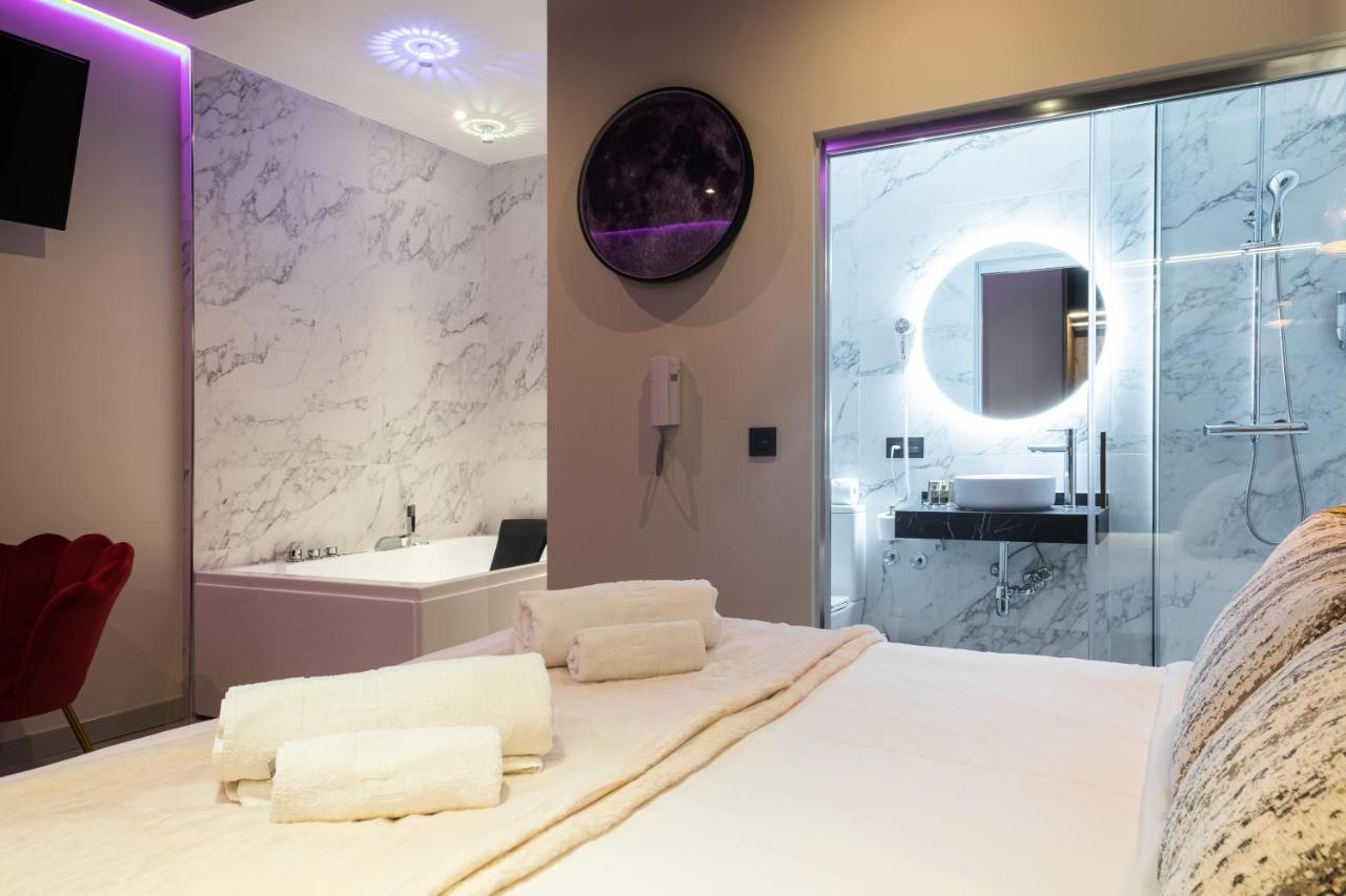 Daos Suites & Terrace Marbella Luaran gambar