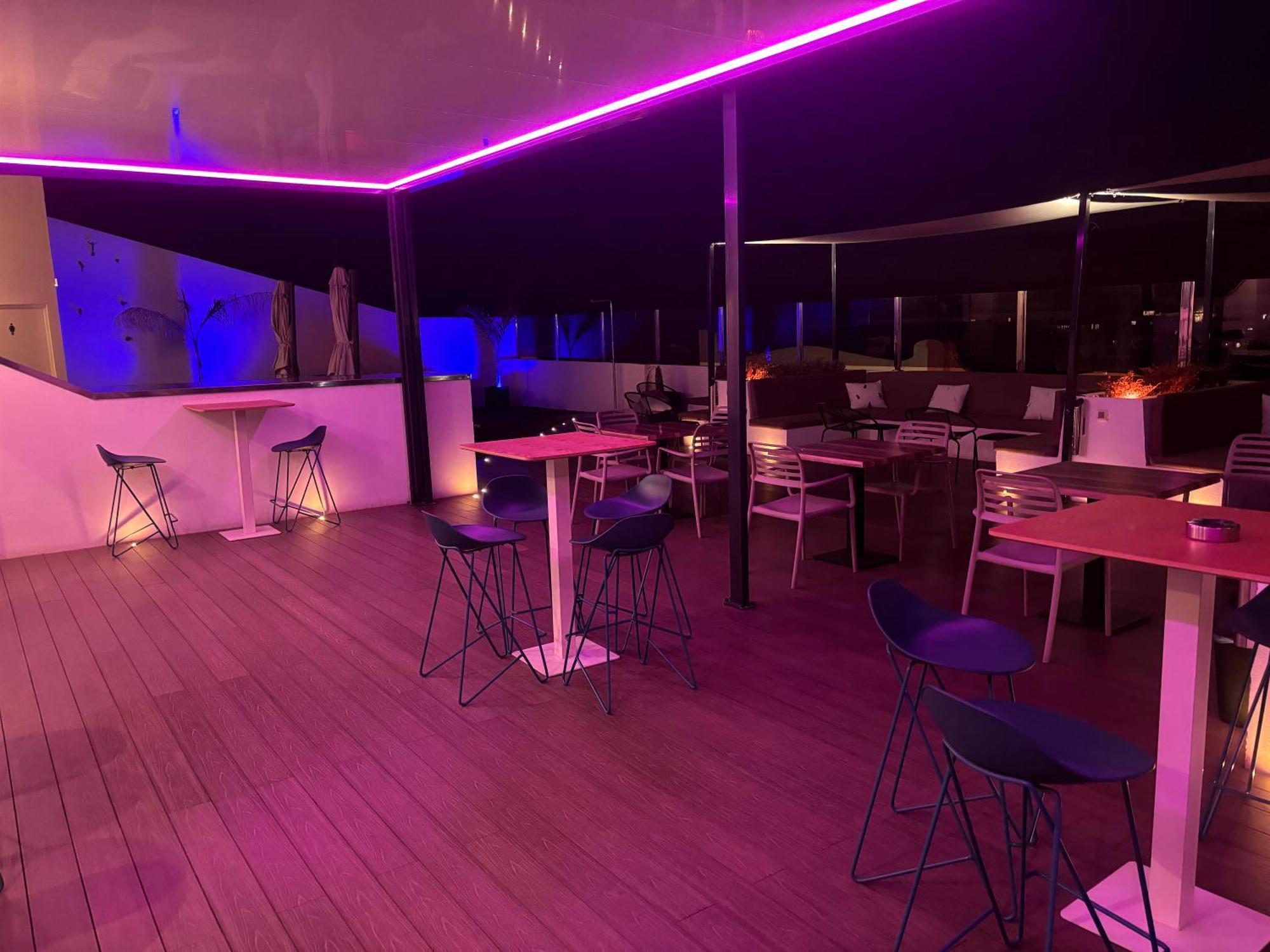 Daos Suites & Terrace Marbella Luaran gambar