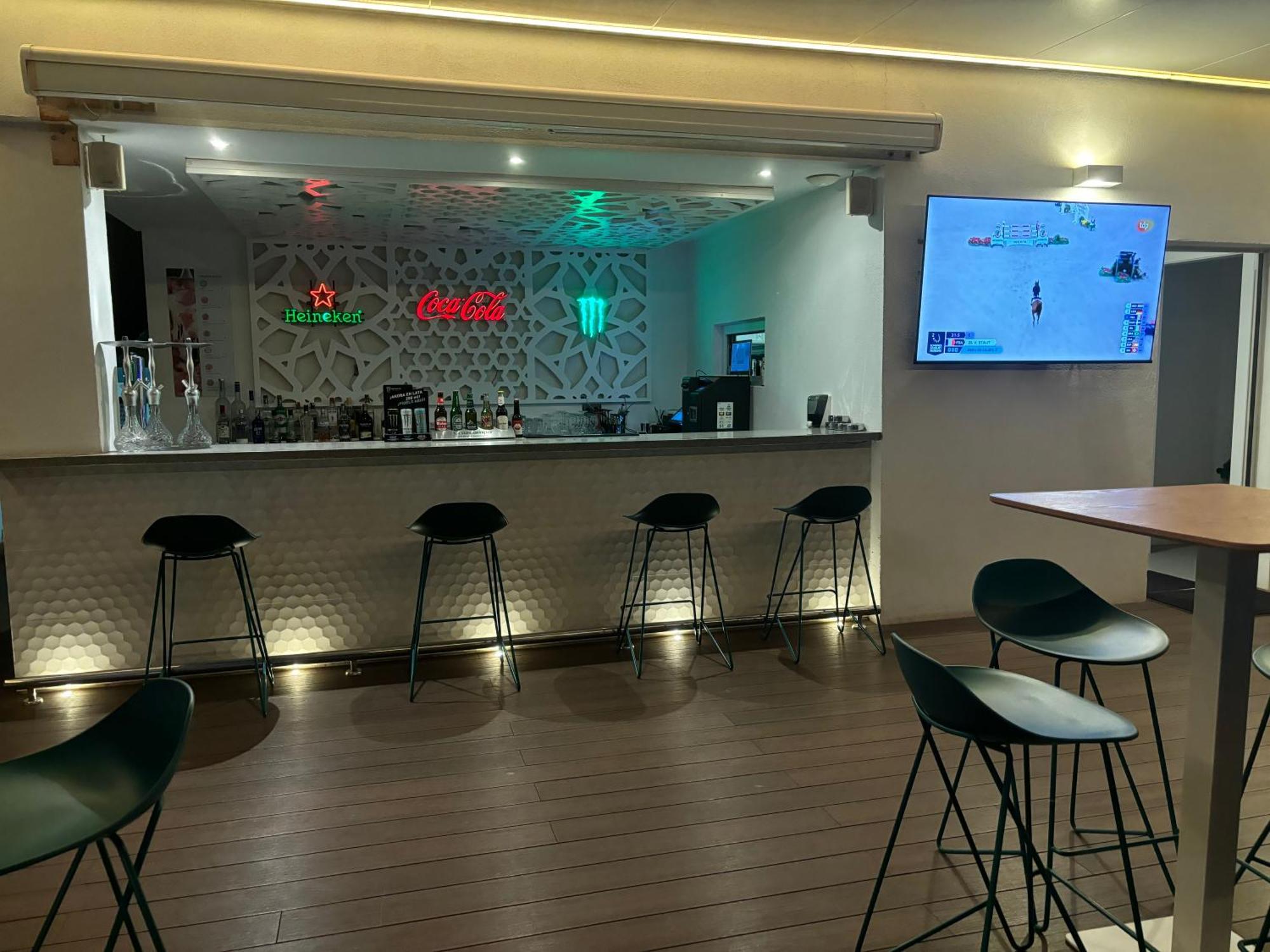 Daos Suites & Terrace Marbella Luaran gambar