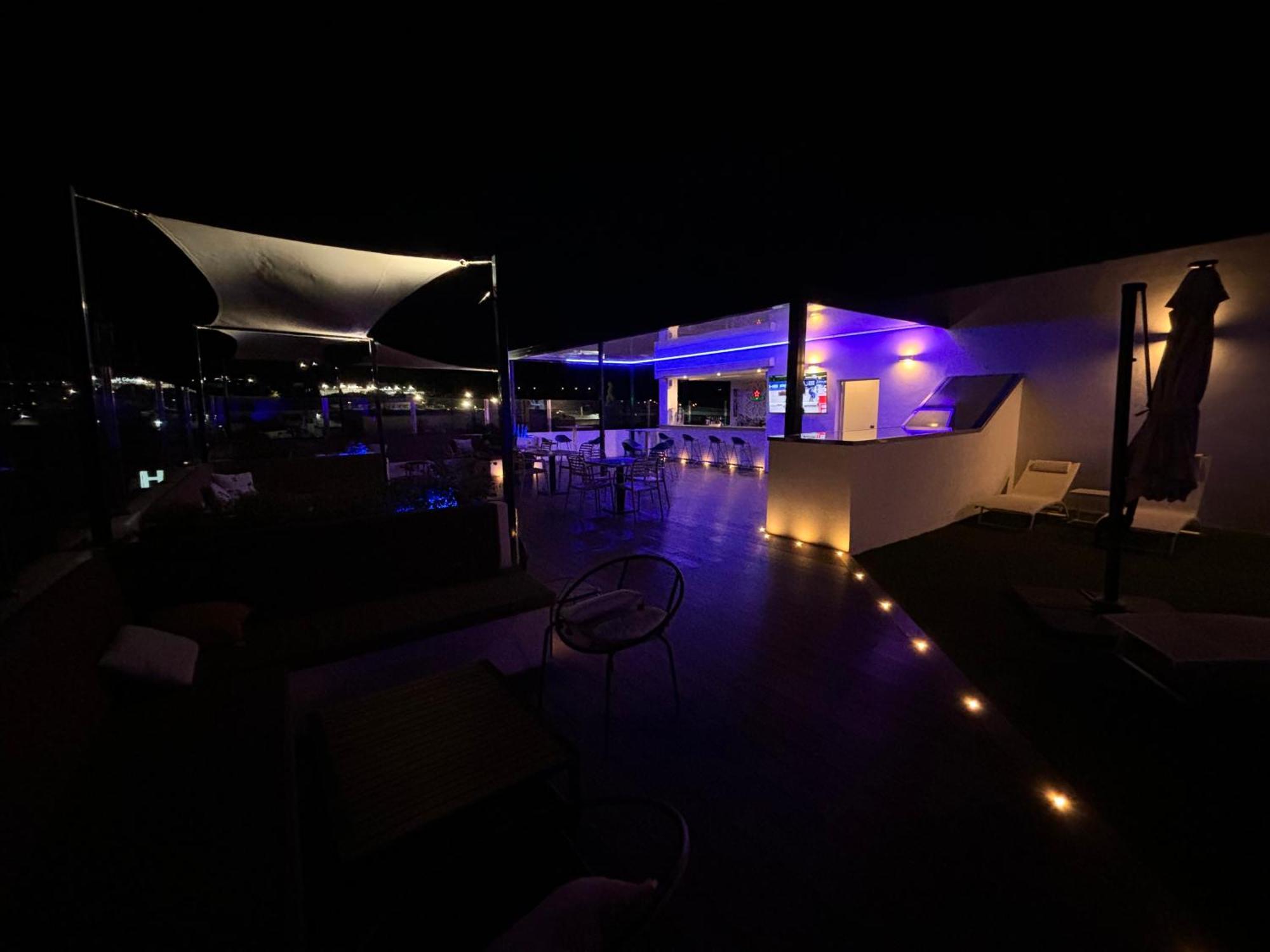 Daos Suites & Terrace Marbella Luaran gambar