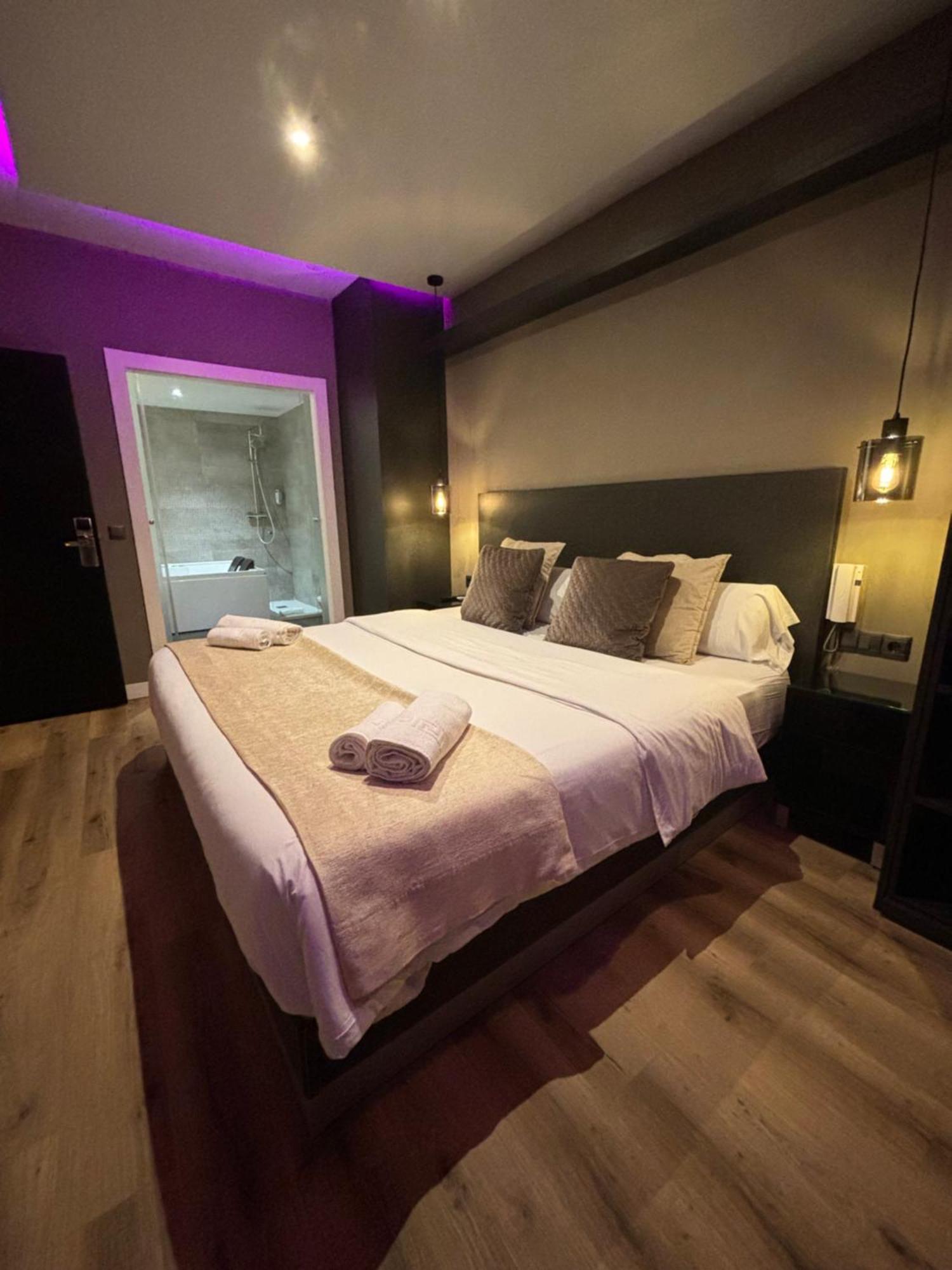 Daos Suites & Terrace Marbella Luaran gambar