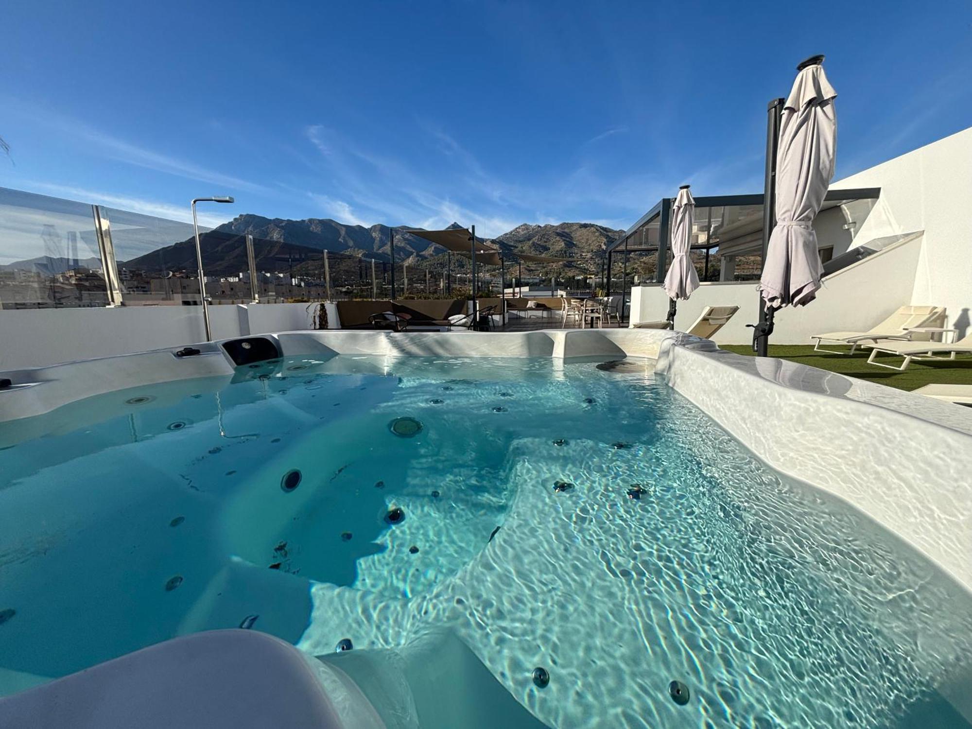 Daos Suites & Terrace Marbella Luaran gambar